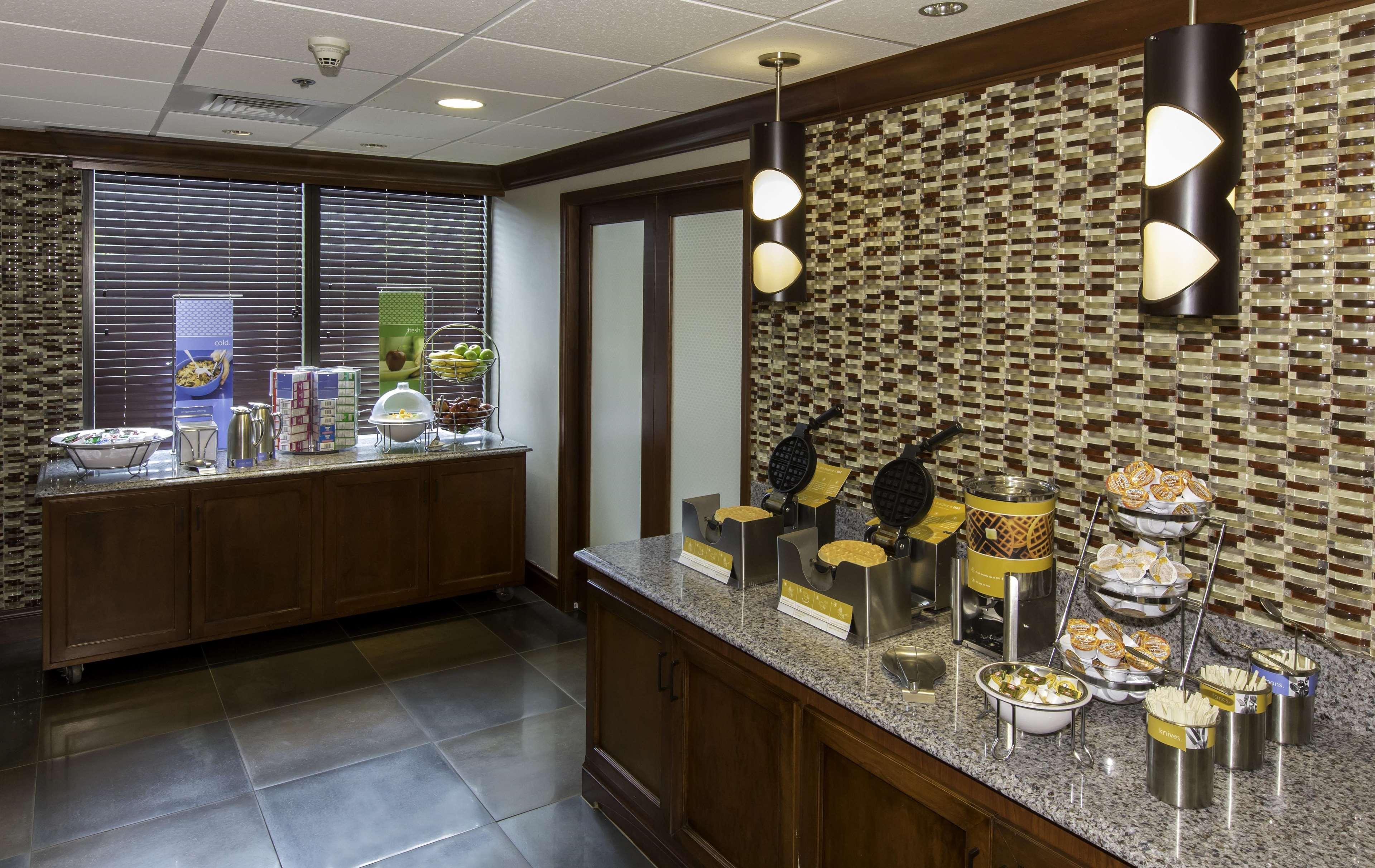 Hampton Inn Boston / Marlborough Buitenkant foto